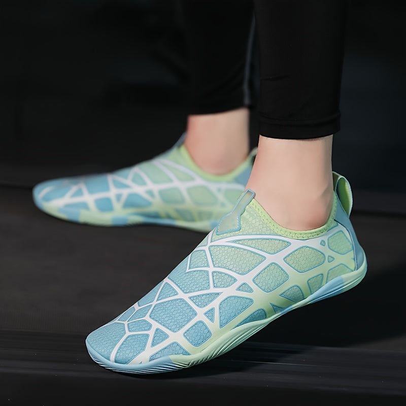 B21 - Trendy Water Shoes