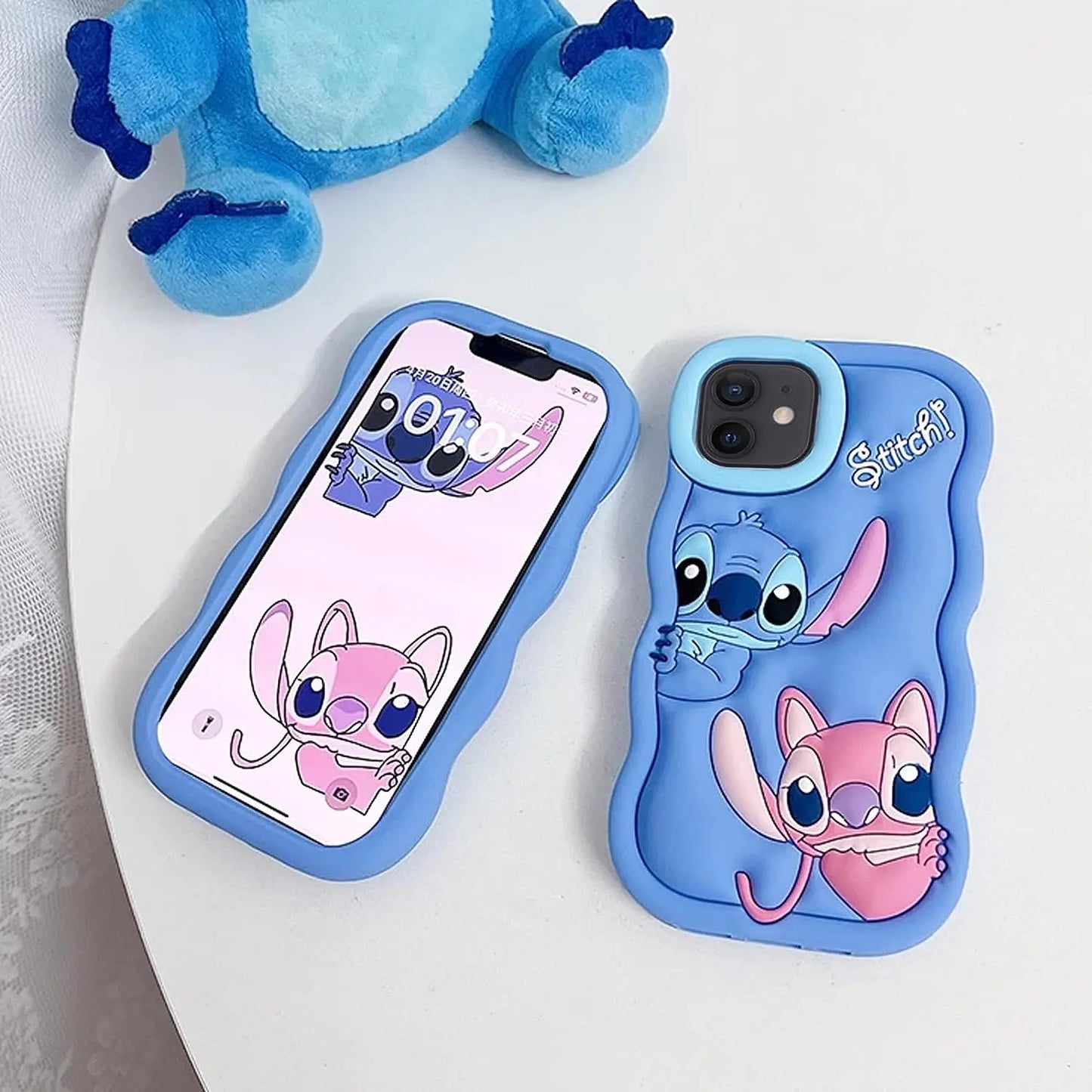 DEVM03 - Custodia morbida in silicone Stitch per iPhone