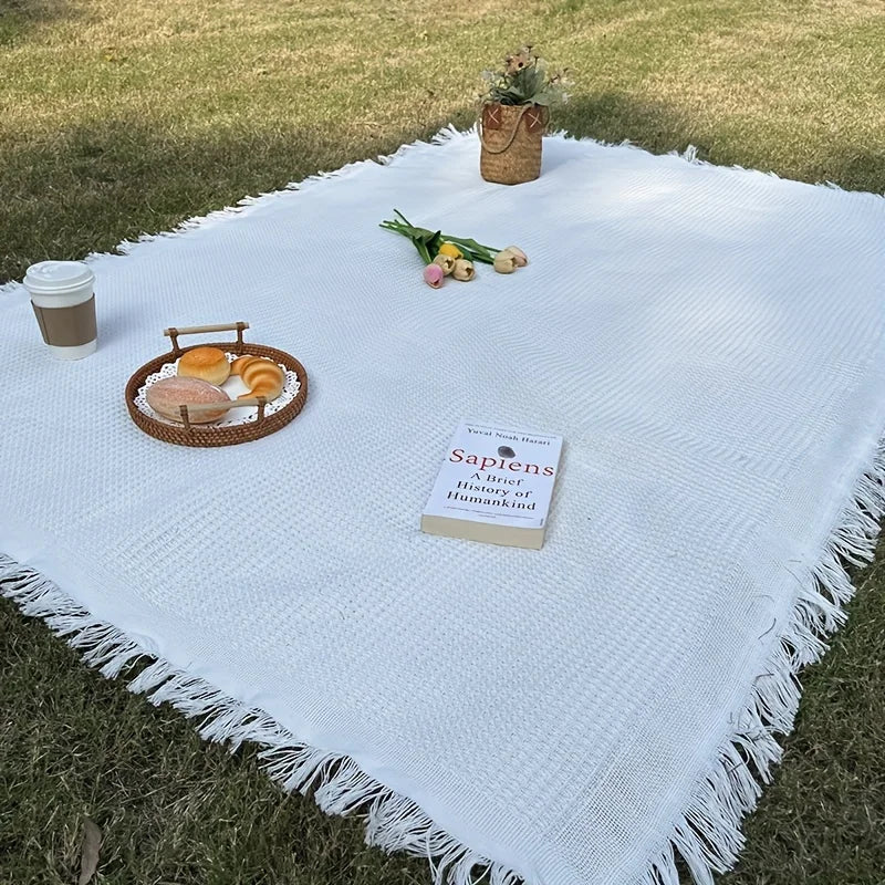 M08 - Camping Blanket, Picnic Mat, Durable, Lightweight, Waterproof
