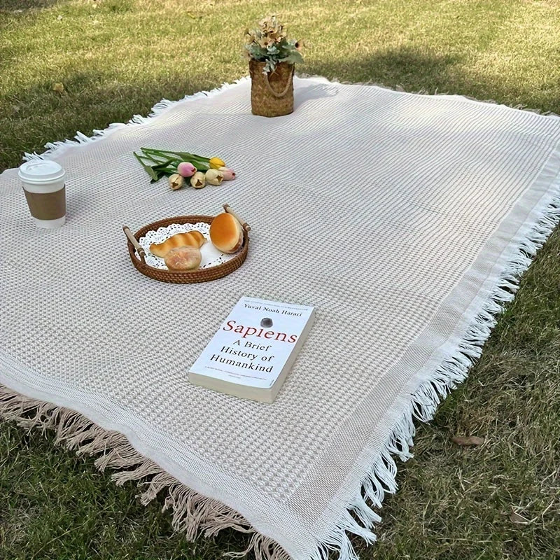 M08 - Camping Blanket, Picnic Mat, Durable, Lightweight, Waterproof