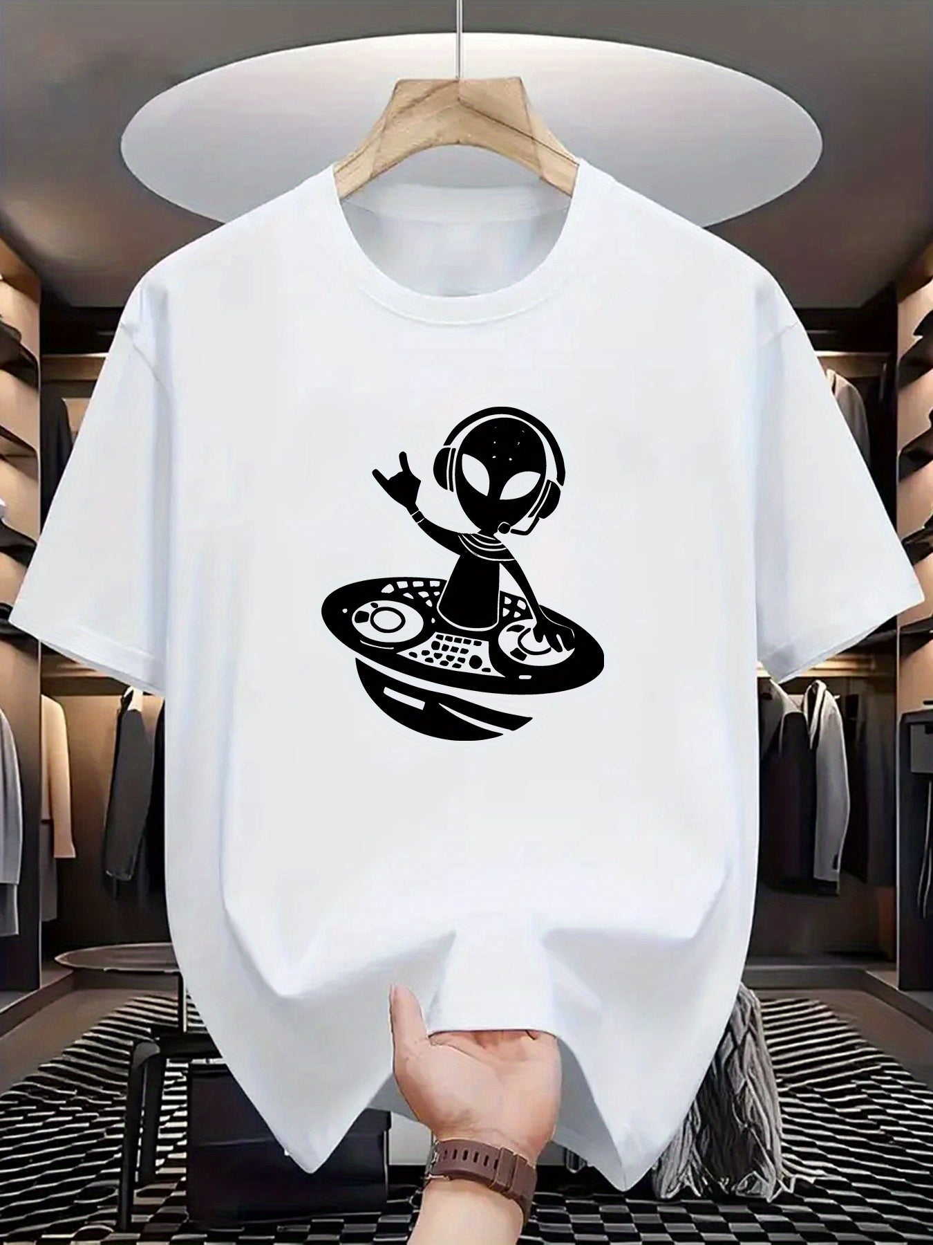 TSHIRT17 - T-shirt con stampa aliena