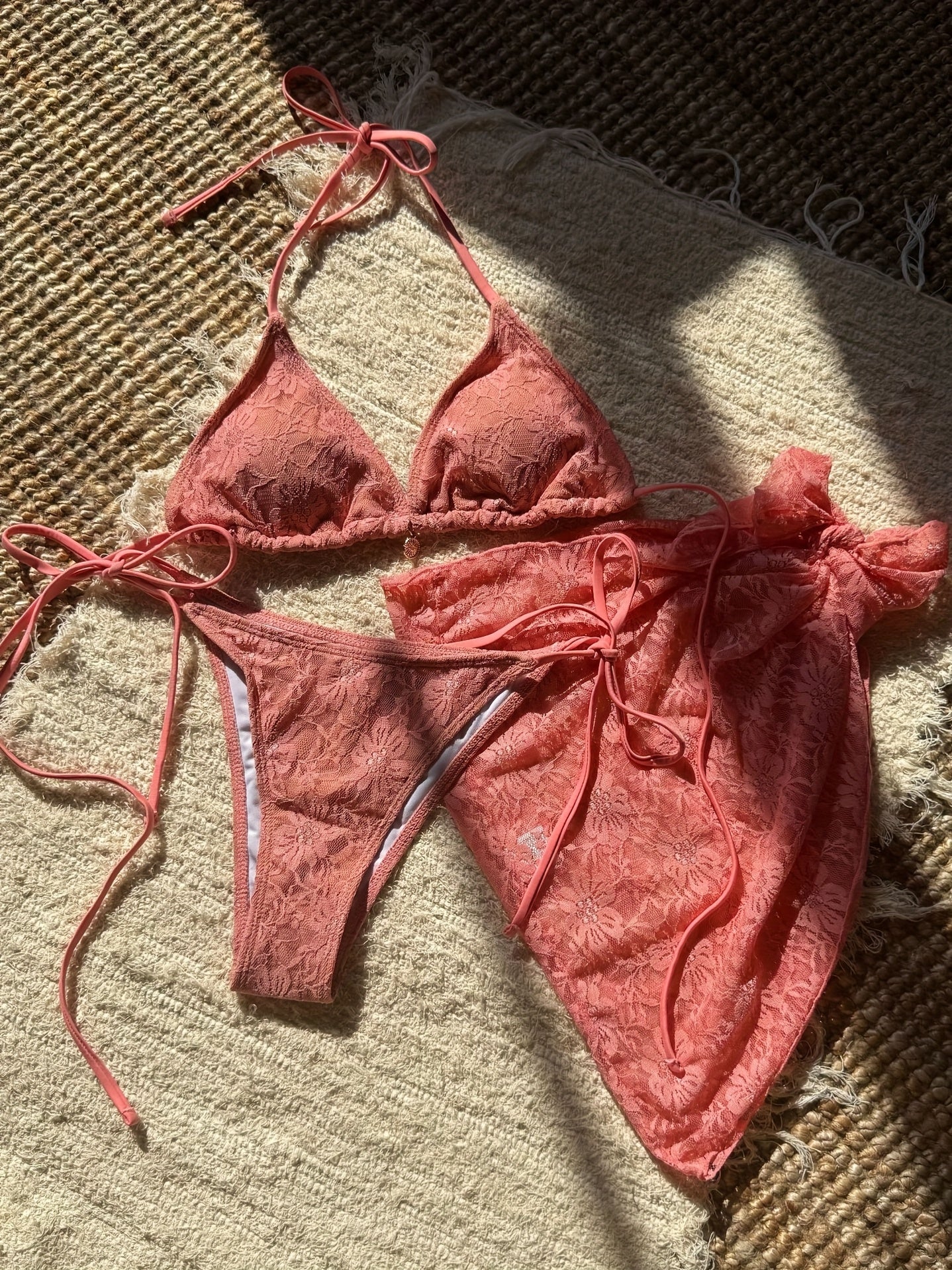 BSGIRL18 - Three-piece swimsuit with removable padding