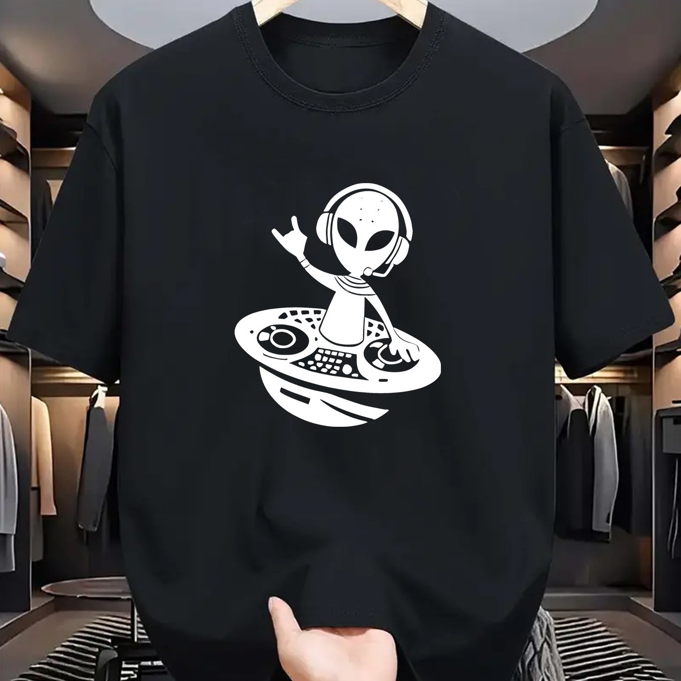 TSHIRT17 - T-shirt con stampa aliena