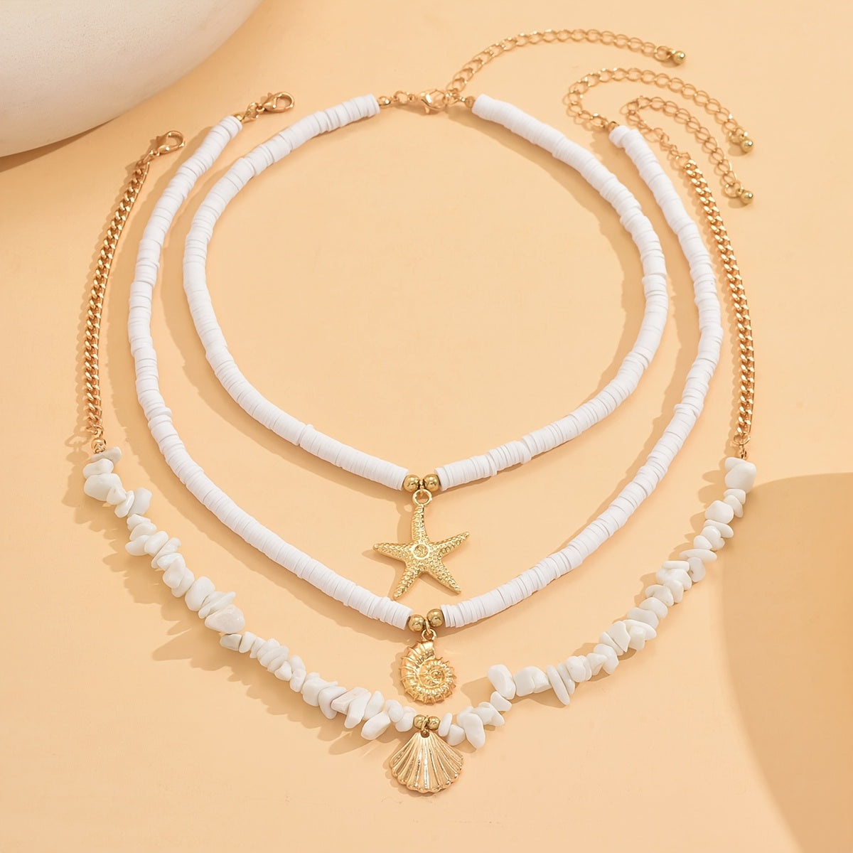 BRAC13 - 3 collane circolari in ceramica bianca con ciondolo