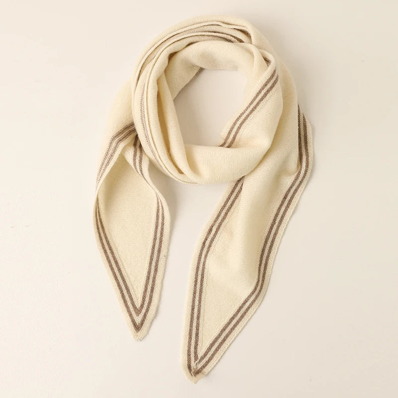 BAND05  - Sciarpa triangolare in maglia di cashmere puro al 100%