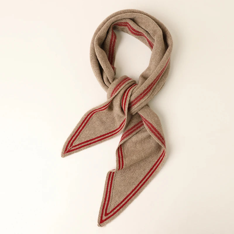 BAND05  - Sciarpa triangolare in maglia di cashmere puro al 100%