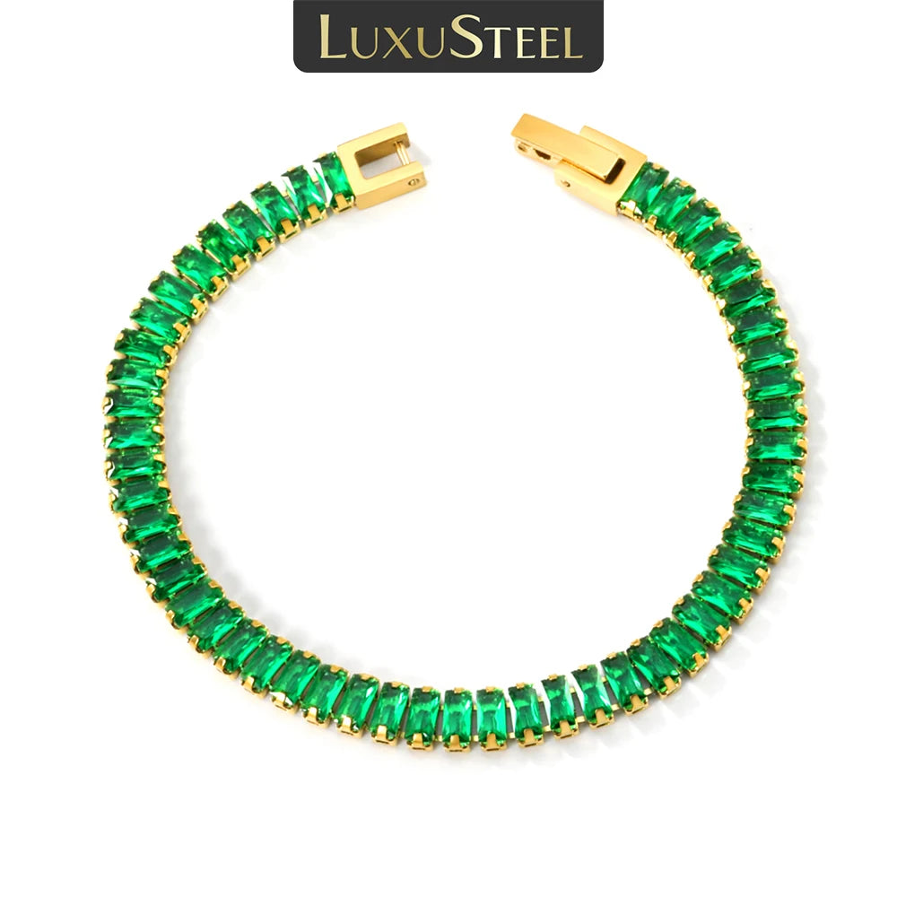 BRAC27 - Braccialetti  in acciaio inossidabile con zirconi