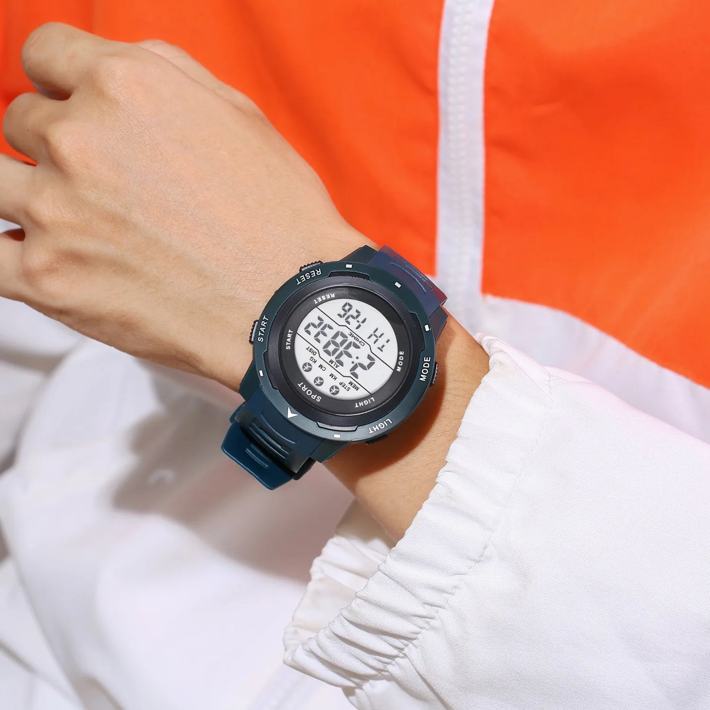 ORO03 - Orologio sportivo digitale&nbsp; multifunzione