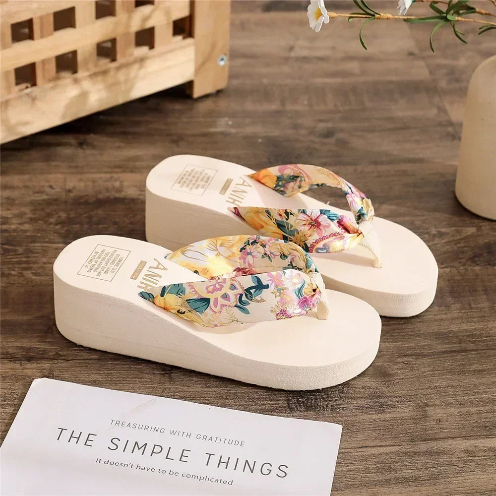 INFRA - Infradito da donna con plateau da spiaggia