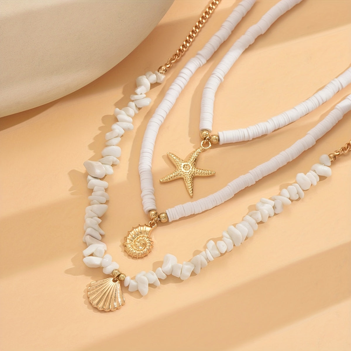 BRAC13 - 3 collane circolari in ceramica bianca con ciondolo